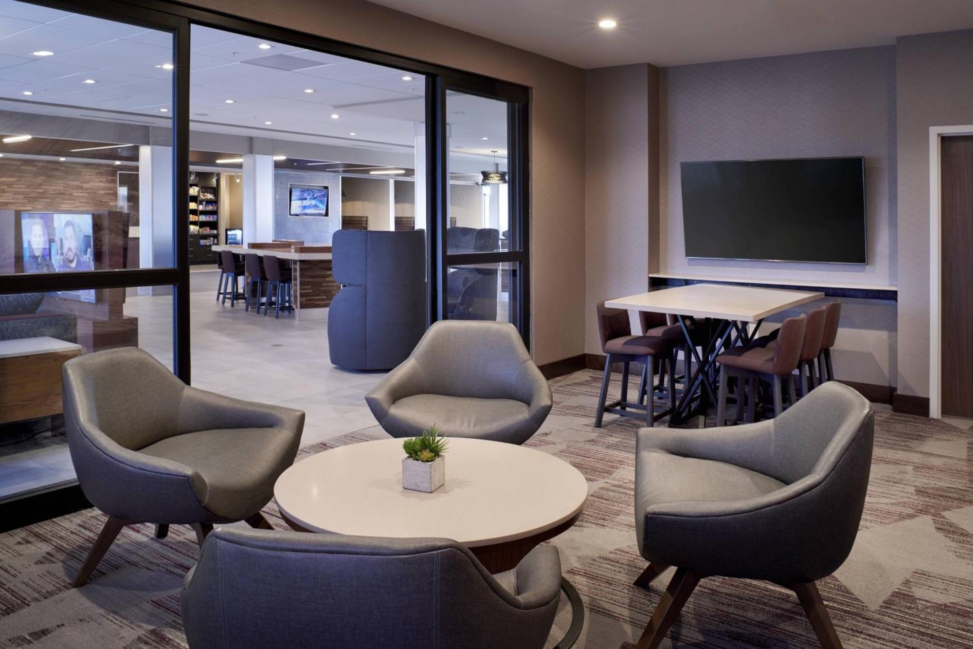 Courtyard By Marriott Jackson Hotel Exterior photo