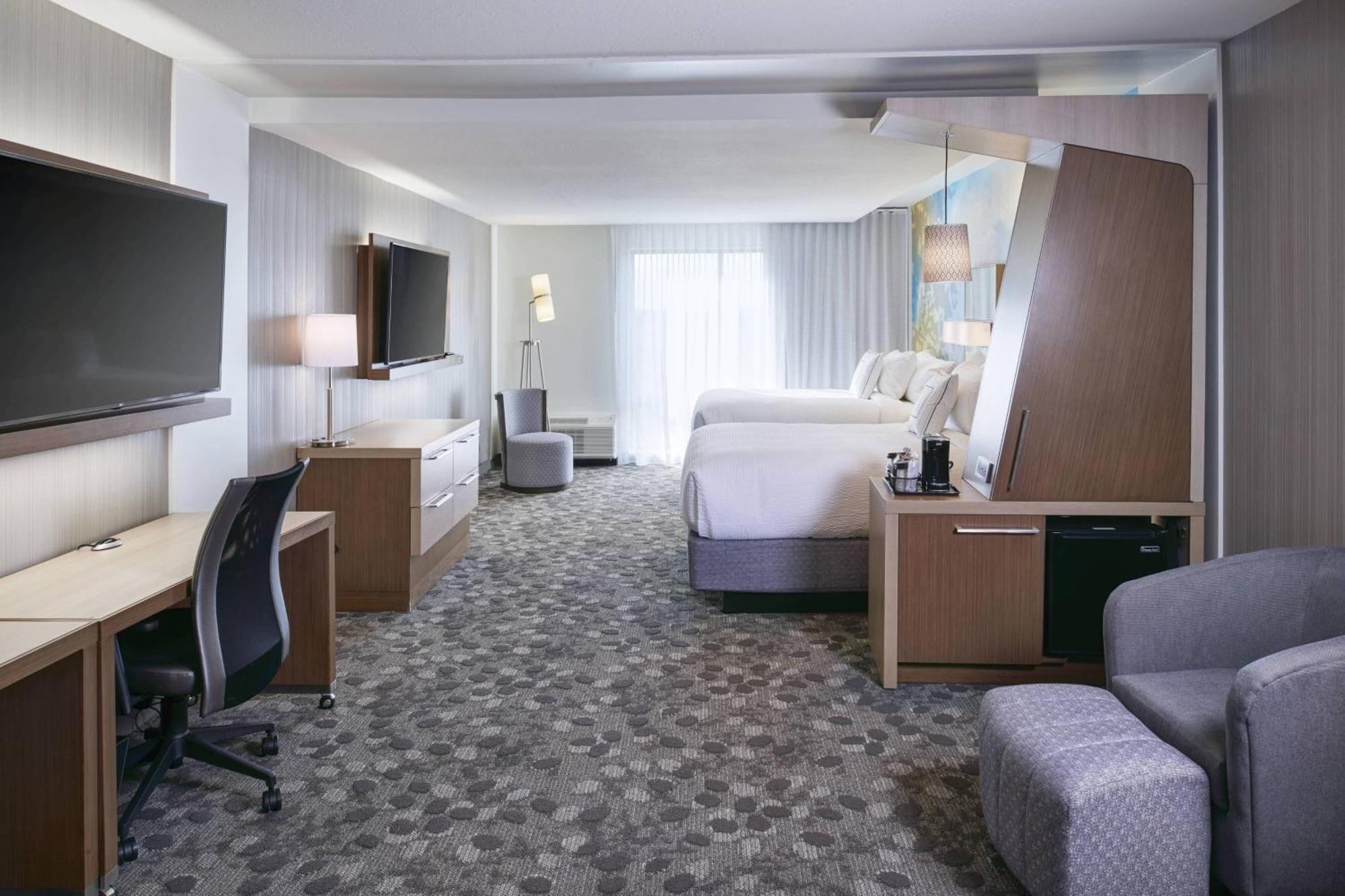 Courtyard By Marriott Jackson Hotel Exterior photo