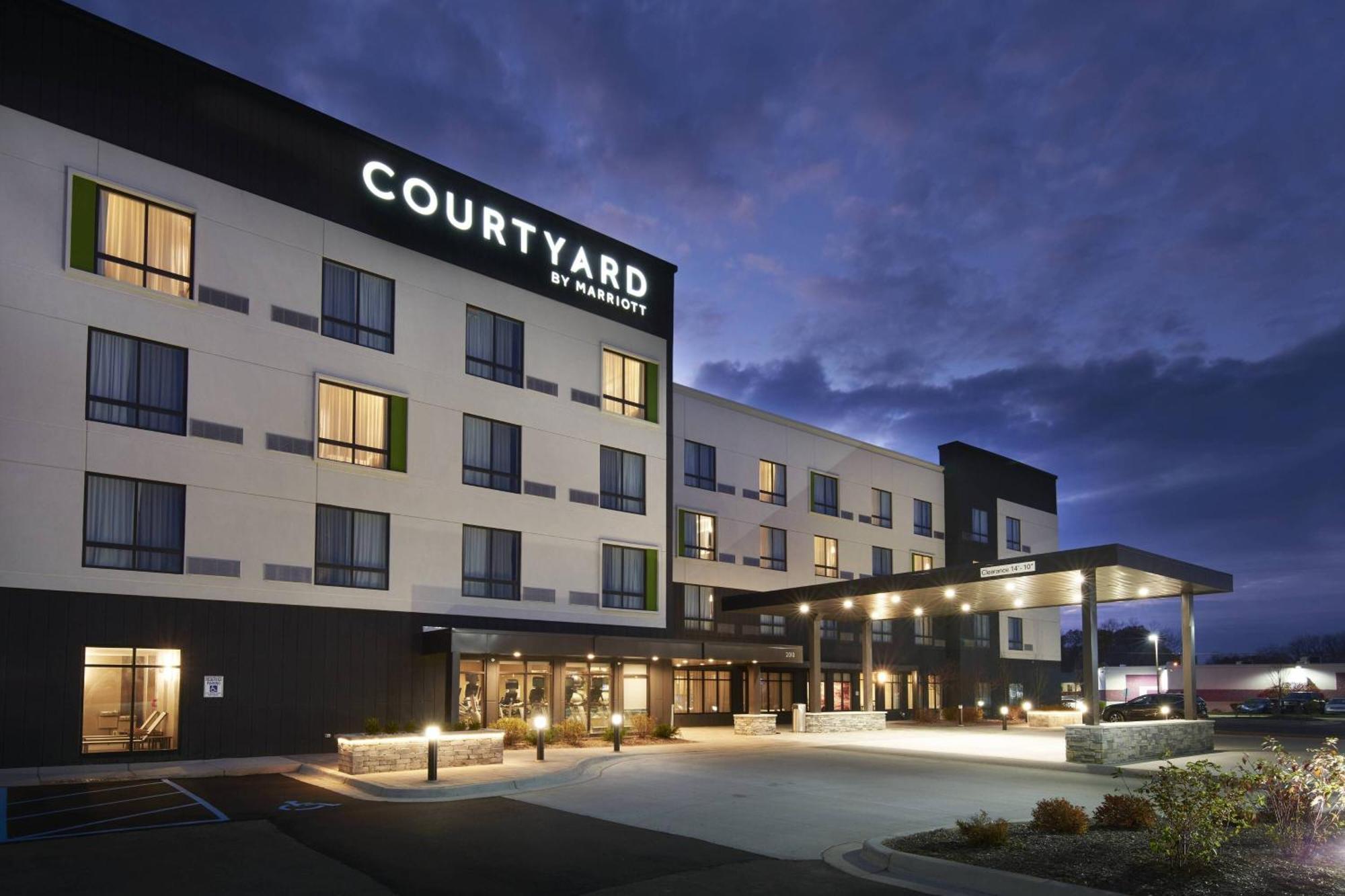 Courtyard By Marriott Jackson Hotel Exterior photo